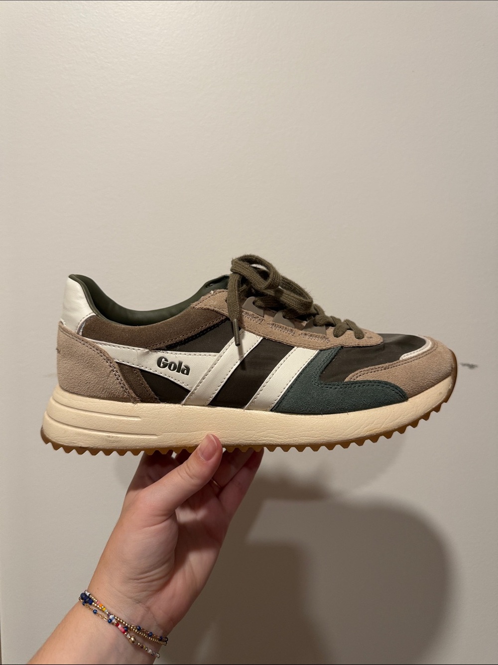 Gola Women’s Retro Runner in Olive, Beige & White